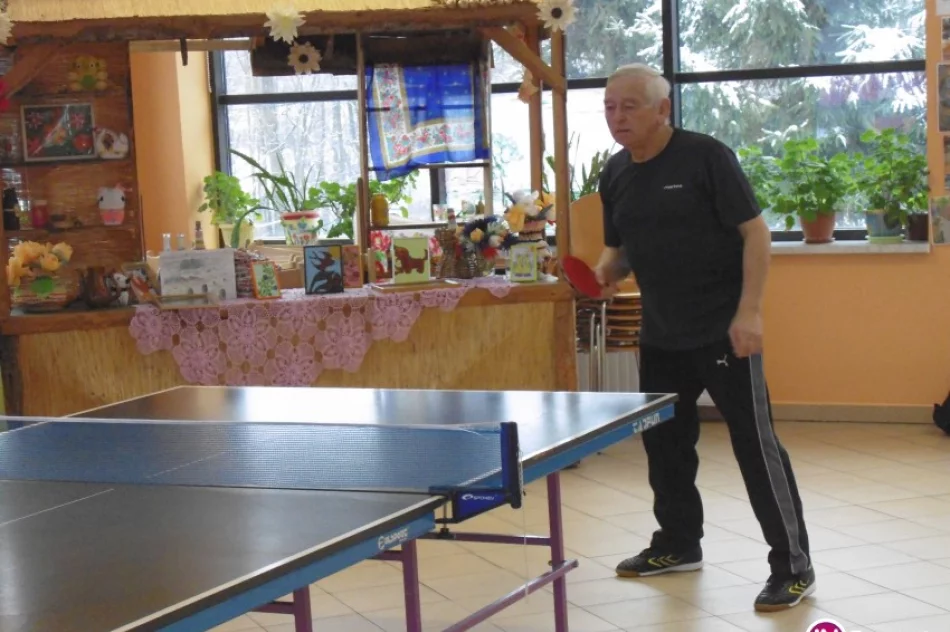 Znani zwycięzcy turnieju tenisa stołowego i szachowego - zdjęcie 2