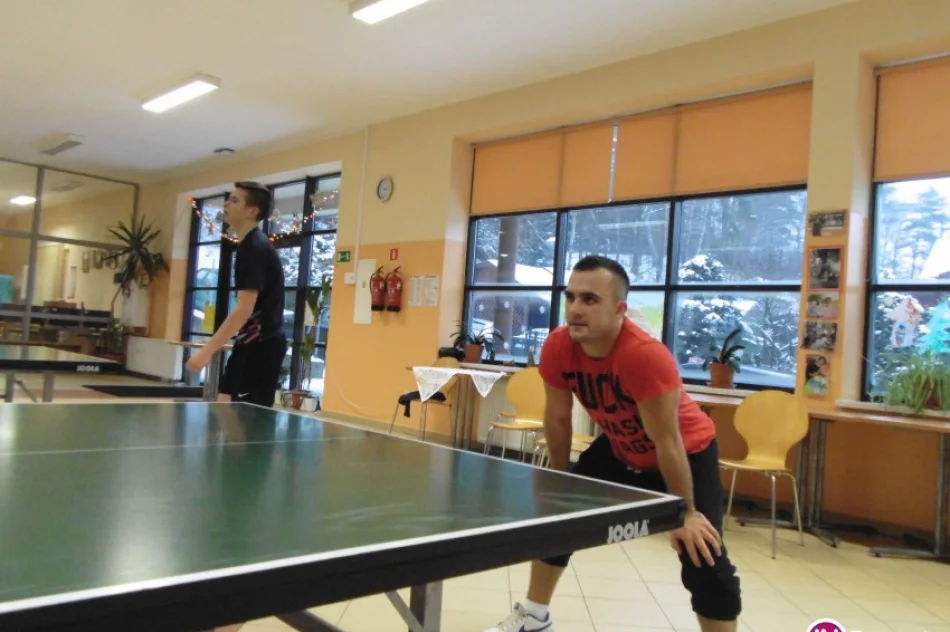 Znani zwycięzcy turnieju tenisa stołowego i szachowego - zdjęcie 4