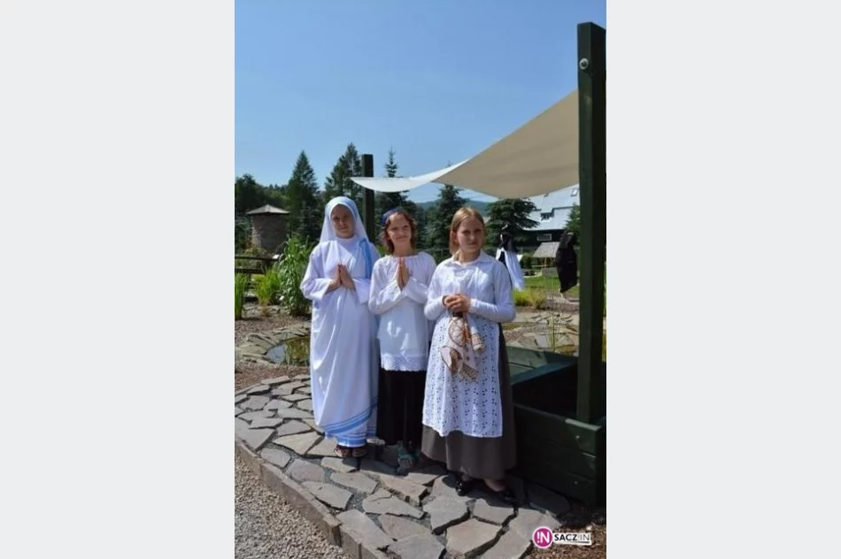 Muszyna: Święci odwiedzili Ogrody Biblijne - zdjęcie 14