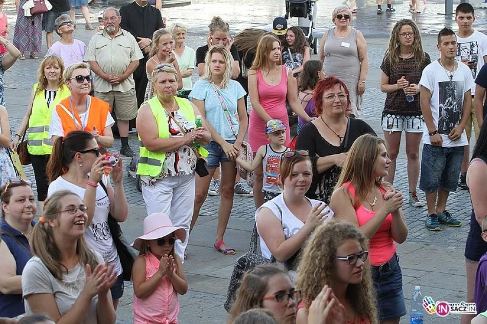 Zagrali pod sztandarem Jezusa - zdjęcie 18