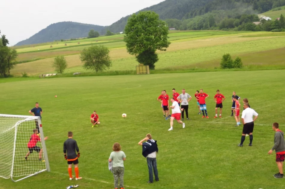 Rodzice i nauczyciele kontra uczniowie - zdjęcie 11