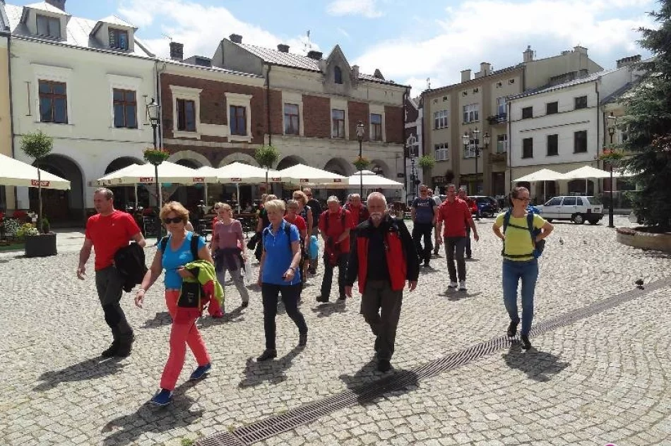 Koło Przewodników i Koło Grodzkie PTTK razem w Beskidzie Niskim - zdjęcie 3