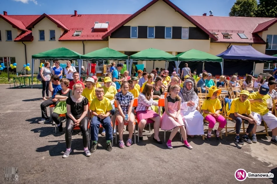 Piknik „Razem raźniej” w Dobrej 2016 - zdjęcie 8