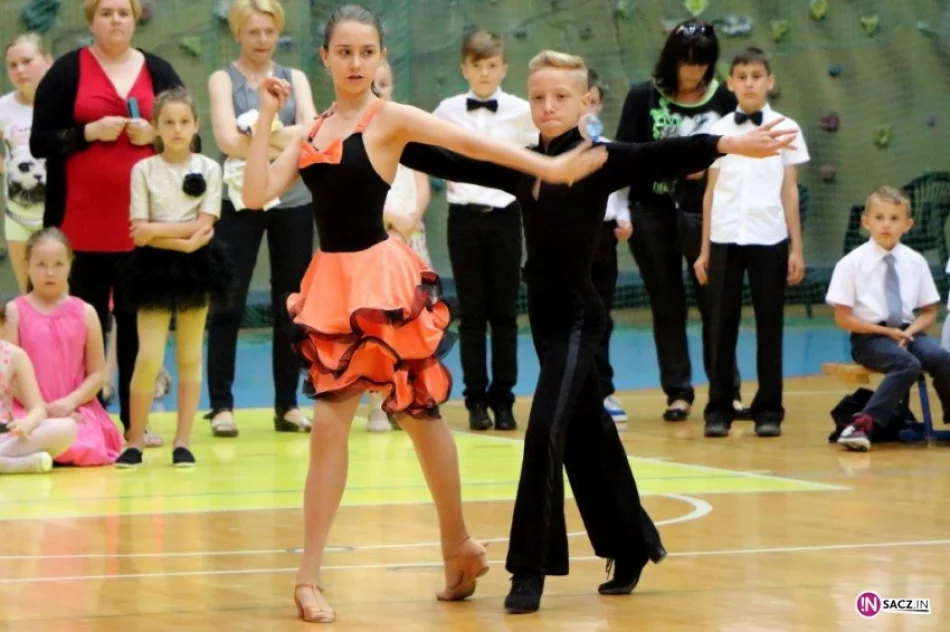 Zobacz jak pięknie tańczą dzieci - Turniej Tańca Towarzyskiego - zdjęcie 9