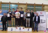 Szkoły średnie walczyły o mistrzostwo powiatu - zdjęcie główne