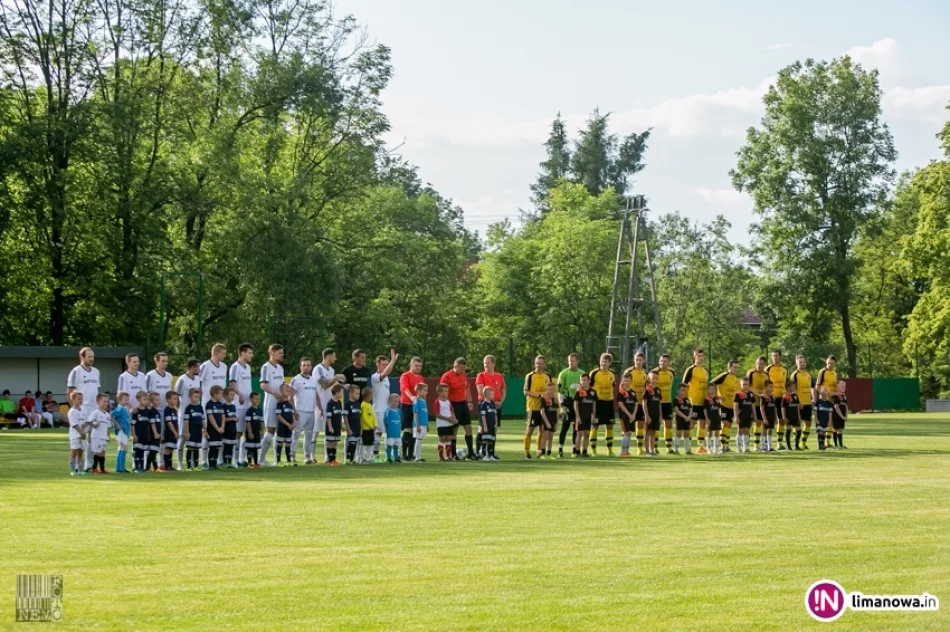 Orkan Szczyrzyc Wygrywa z Limanovią (V Liga 2016) - zdjęcie 13