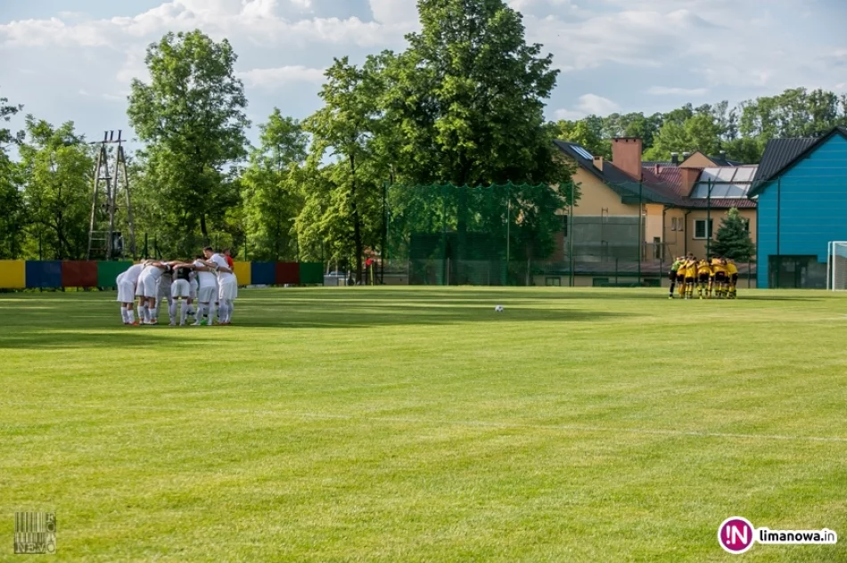 Orkan Szczyrzyc Wygrywa z Limanovią (V Liga 2016) - zdjęcie 18