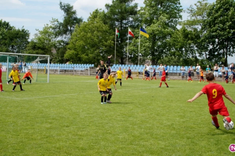 I miejsce piłkarzy Akademii Sandecja w Szydłowcu - zdjęcie 12