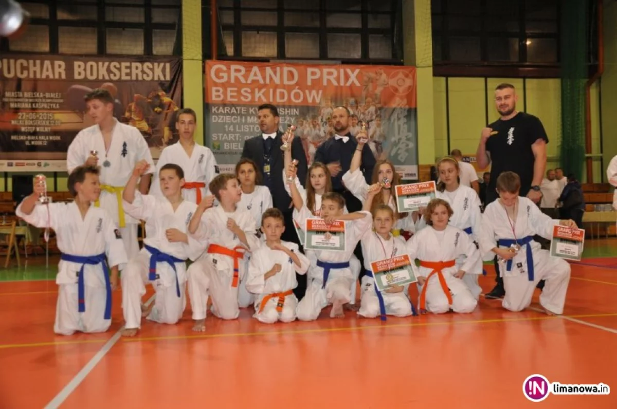 Siedem medali limanowskich karateków w Grand Prix Beskidów