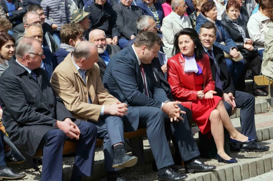 W Łącku zakwitły jabłonie - zdjęcie 2