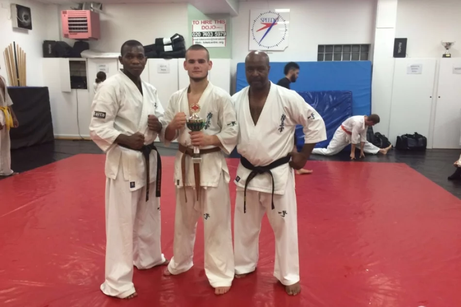 On nie słyszy, ale słyszy o nim świat - zdjęcie 6