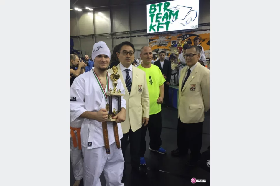 On nie słyszy, ale słyszy o nim świat - zdjęcie 8