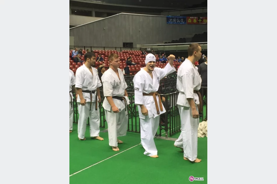 On nie słyszy, ale słyszy o nim świat - zdjęcie 12