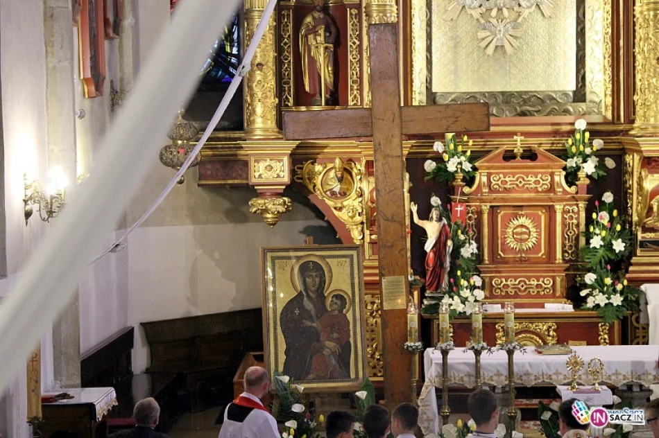 Nowy Sącz: Pierwszy dzień peregrynacji symboli ŚDM - zdjęcie 10