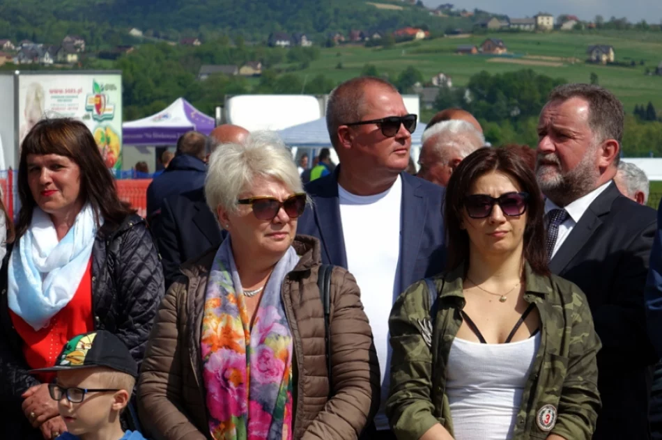 Łososina Dolna: sezon lotniczy otwarty - zdjęcie 7