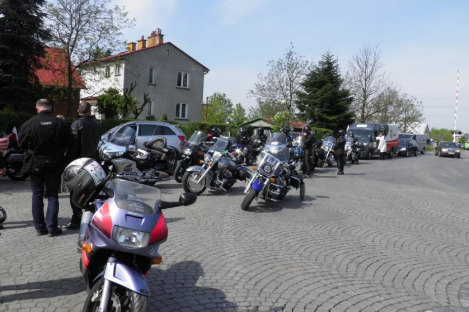 Motocykliści z MOTOSĄCZ eskortowali Symbole Światowych Dni Młodzieży - zdjęcie 12