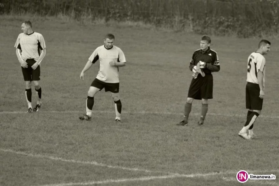 LKS Mordarka w tym roku już nie zagra? „Niedokończony mecz Adama Szubryta na zdjęciach” - zdjęcie 2