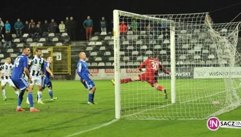 Niesamowite emocje w Nowym Sączu. Sandecja wygrała z Miedzią 3:2 - zdjęcie 1