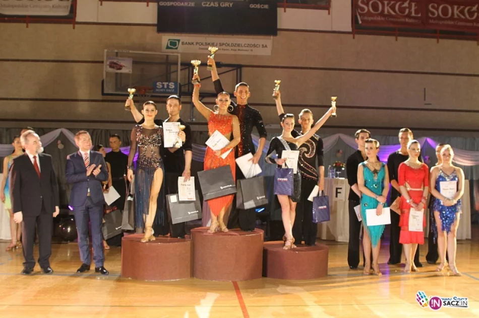 Puchar Dyrektora MCK "Sokół" w rękach Pauliny Baran i Jana Wojtasa - AXIS Nowy Sącz - zdjęcie 13