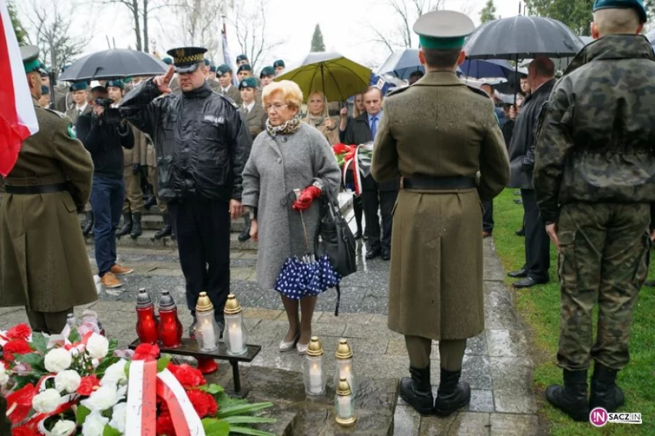 Uczcili pamięć sądeckich Sybiraków - zdjęcie 13