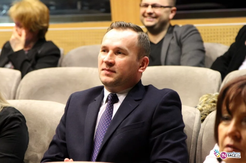 O szansach i barierach dla młodych ludzi na sądeckim rynku pracy - zdjęcie 2