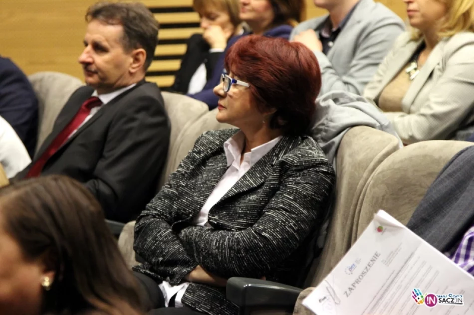 O szansach i barierach dla młodych ludzi na sądeckim rynku pracy - zdjęcie 6