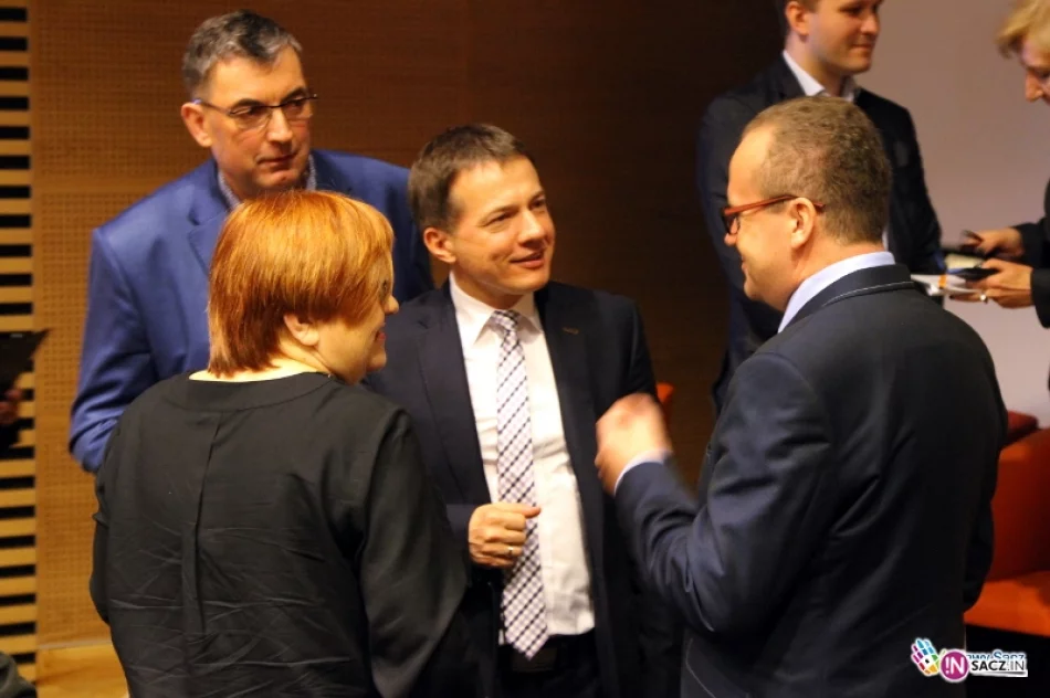 O szansach i barierach dla młodych ludzi na sądeckim rynku pracy - zdjęcie 9