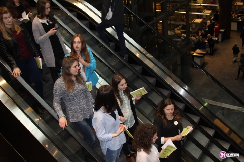 Godzina z poezją – poetycki flashmob - zdjęcie 4