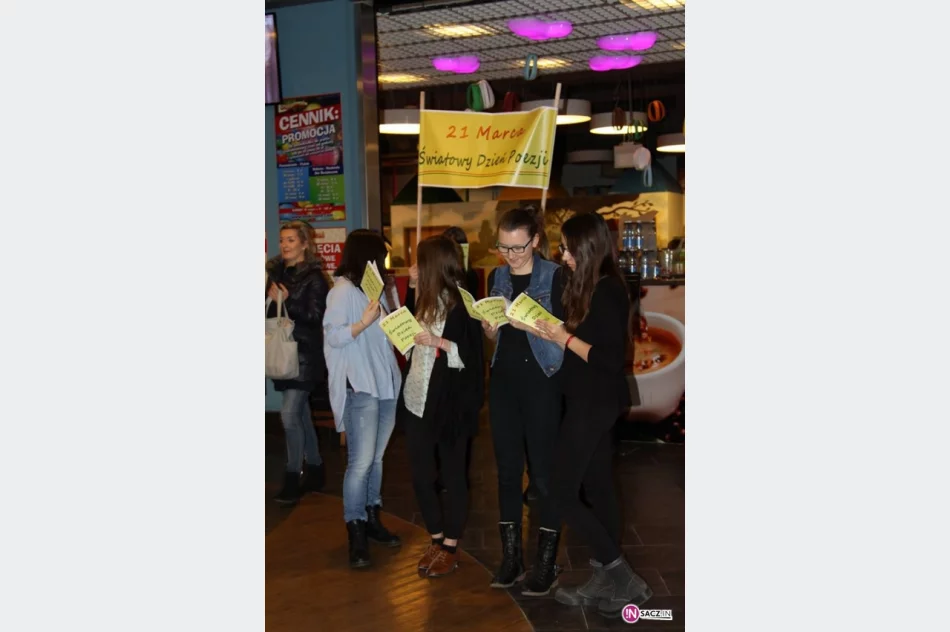 Godzina z poezją – poetycki flashmob - zdjęcie 9