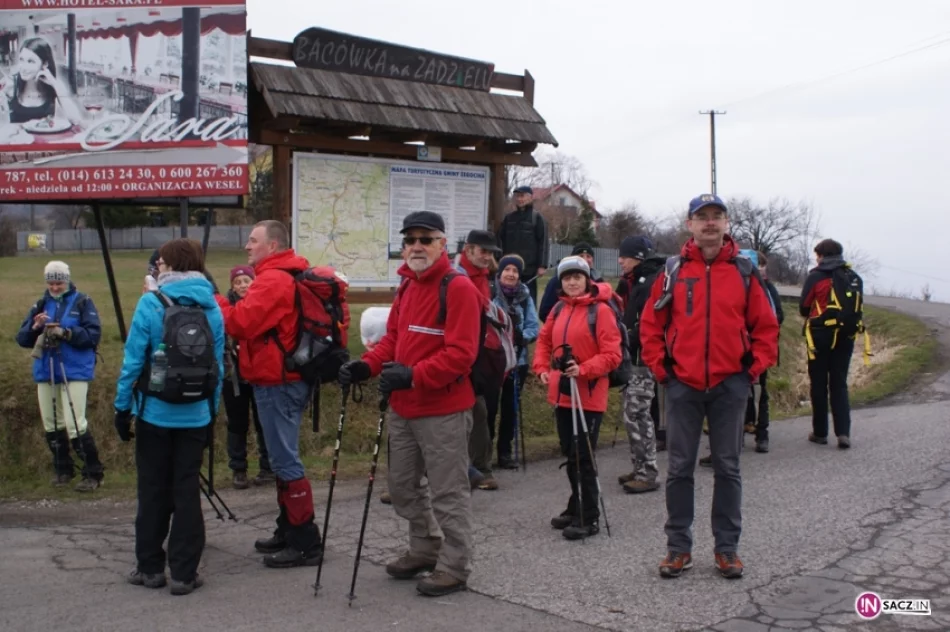 Z Kołem Grodzkim PTTK na niebieskim szlaku - zdjęcie 15