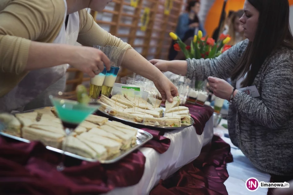 Powiatowe Targi Edukacyjne 2016 - zdjęcie 17
