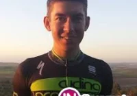 Piaskowy w zawodowym wyścigu w Czechach - zdjęcie główne