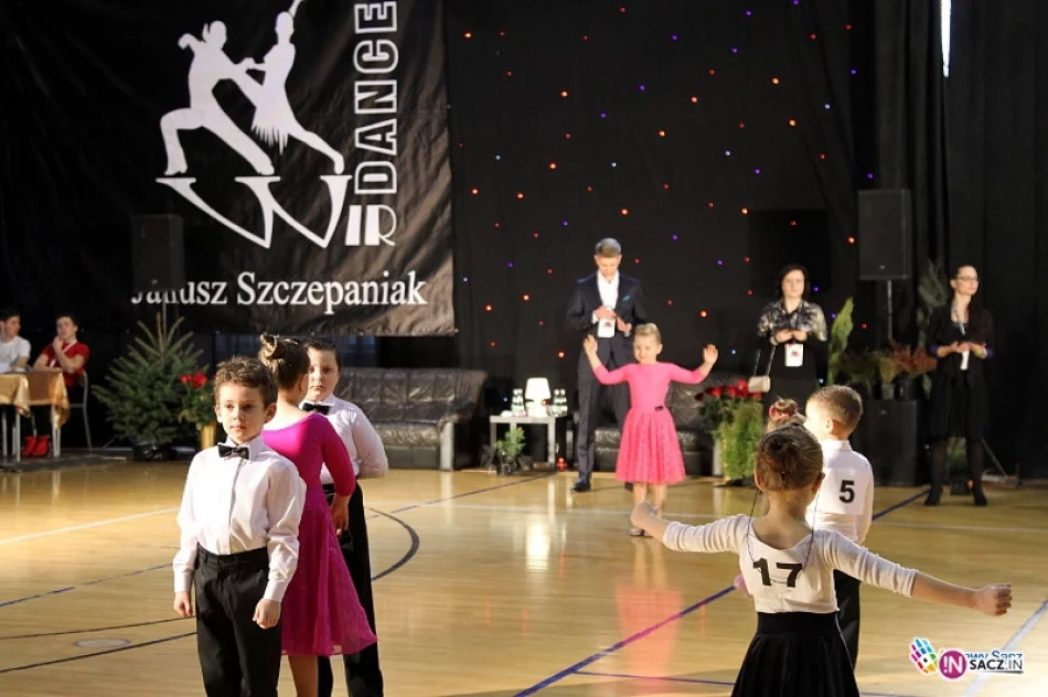 Taneczna rywalizacja w II LO w Nowym Sączu - zdjęcie 7