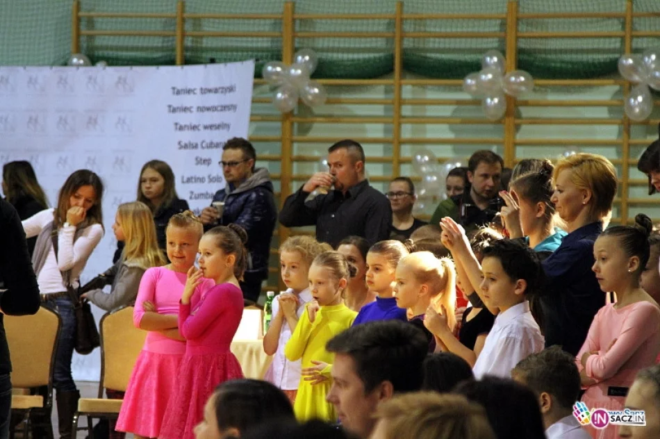 Taneczna rywalizacja w II LO w Nowym Sączu - zdjęcie 12