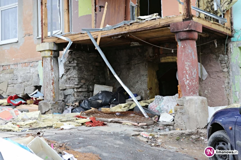 Urzędnicy na ul. Wąskiej - trudne warunki mieszkaniowe Romów - zdjęcie 5