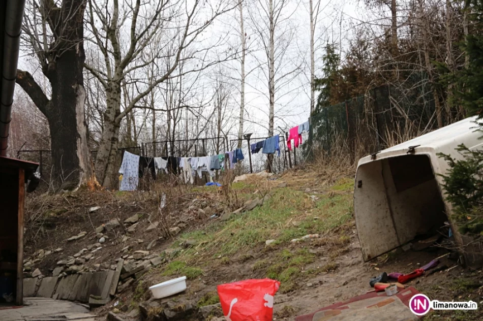 Urzędnicy na ul. Wąskiej - trudne warunki mieszkaniowe Romów - zdjęcie 19