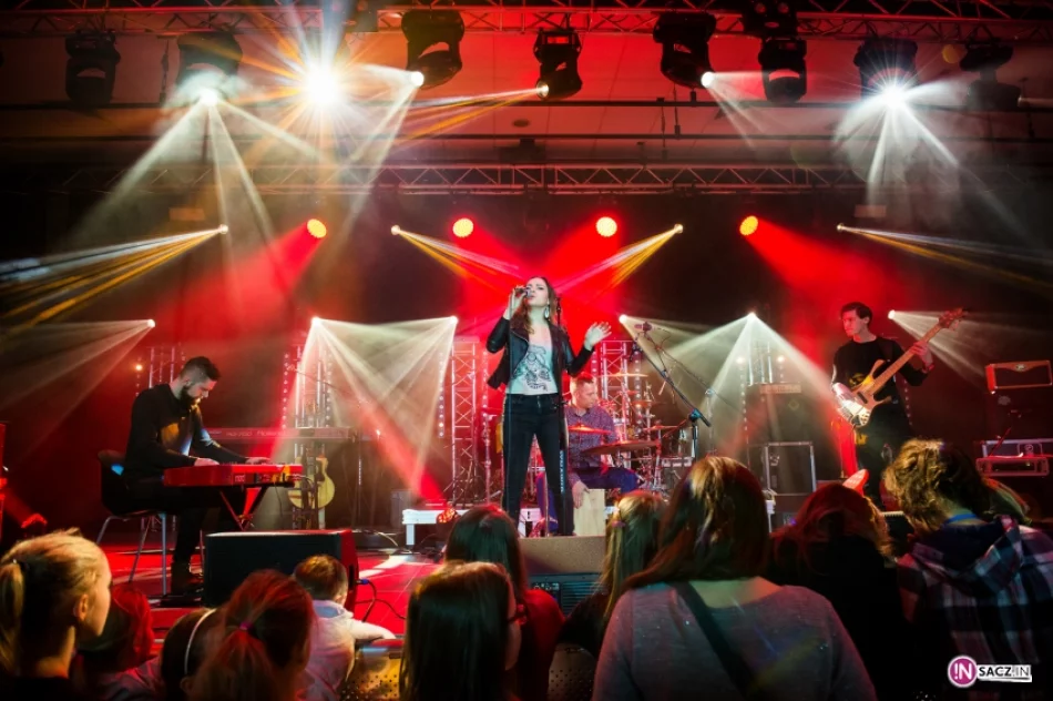 W Pijalni Głównej wystąpił zespół Feel - zdjęcie 9