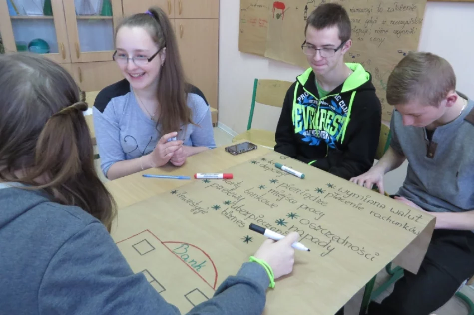 Edukacja ekonomiczna w Koniuszowej - zdjęcie 6