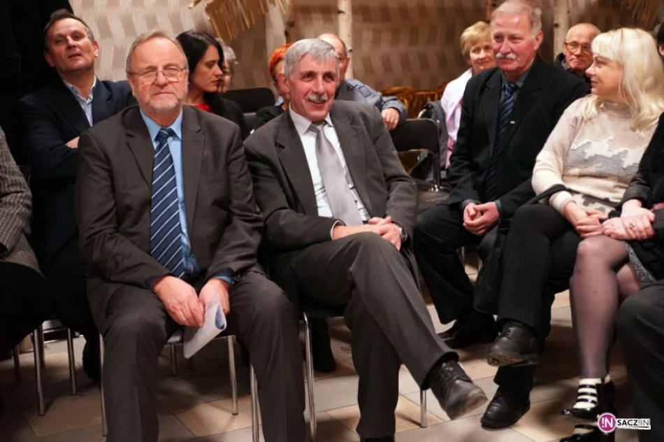 Solidarnościowcy podzielili się opłatkiem - zdjęcie 15