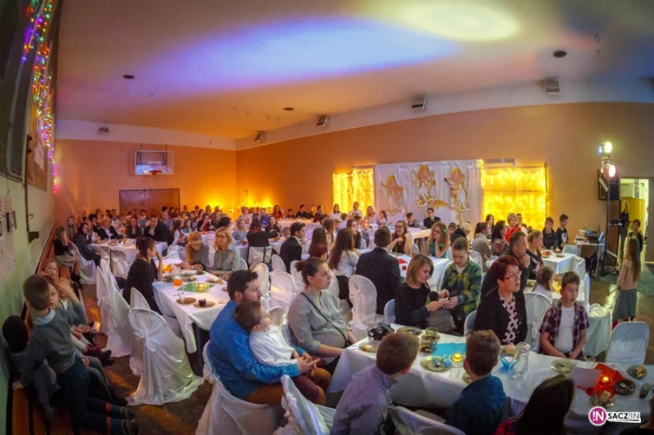 Rodzinne kolędowanie w szkole Podstawowej nr 15 - zdjęcie 5