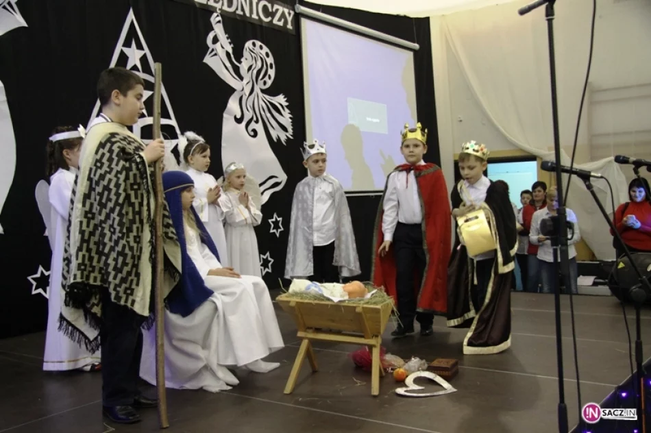 Wielkie kolędowanie w Korzennej - zdjęcie 13