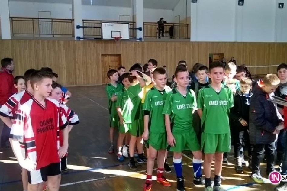 Drużyna piwniczańskich młodzików w I Lidze - zdjęcie 3