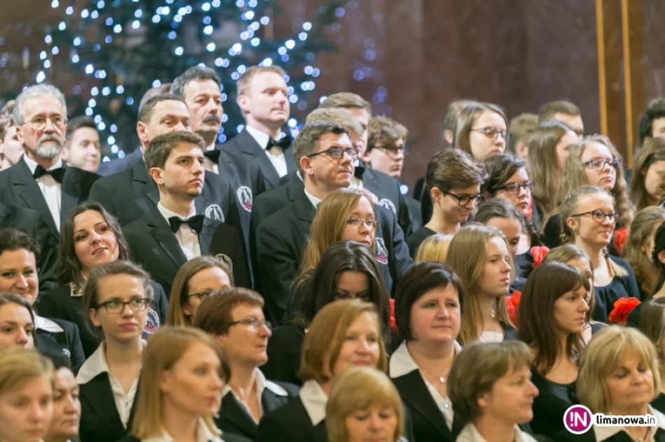 Koncert laureatów Tyskich Wieczorów Kolędowych - zdjęcie 10