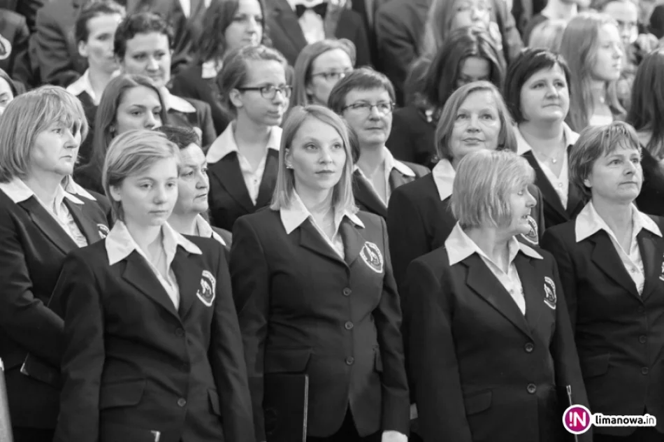 Koncert laureatów Tyskich Wieczorów Kolędowych - zdjęcie 11