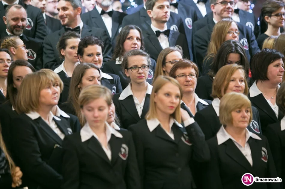 Koncert laureatów Tyskich Wieczorów Kolędowych - zdjęcie 12
