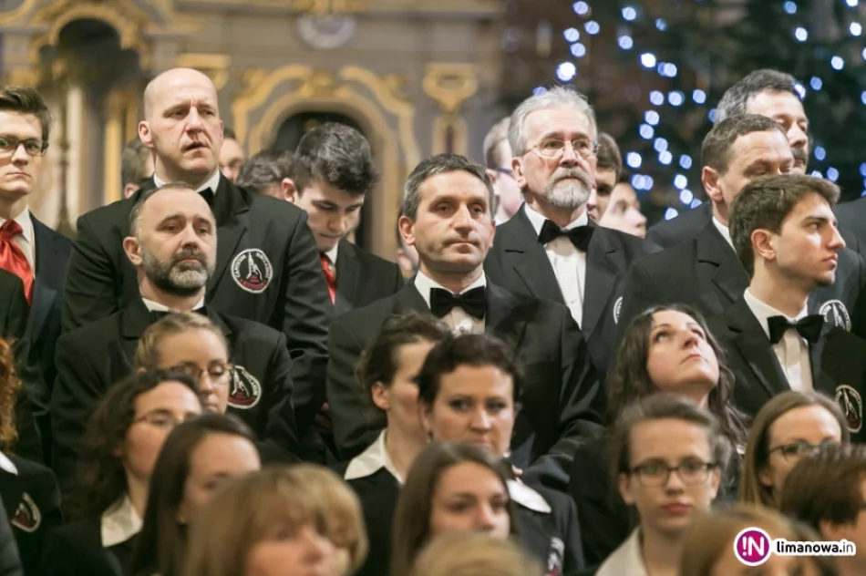 Koncert laureatów Tyskich Wieczorów Kolędowych - zdjęcie 13