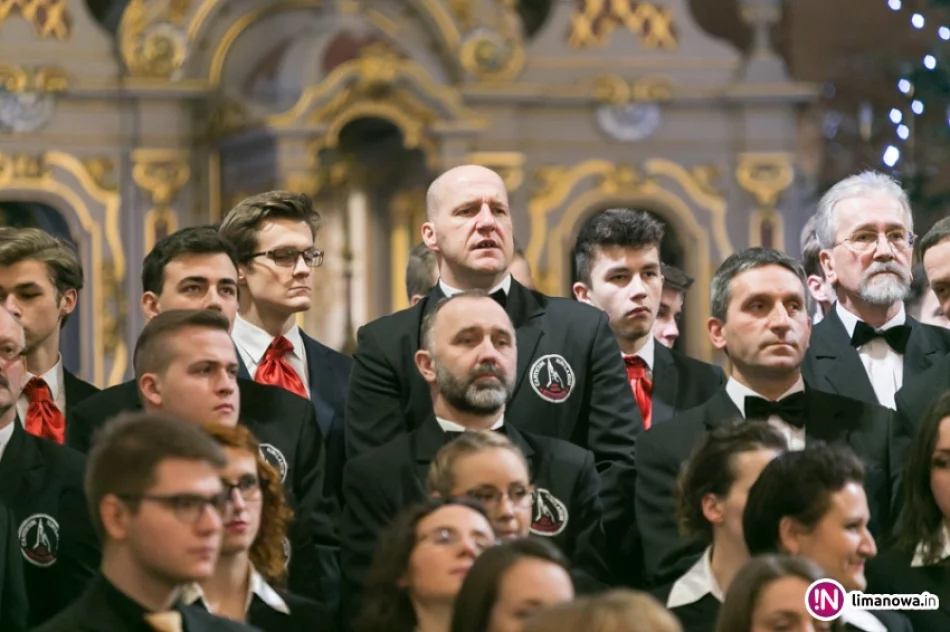 Koncert laureatów Tyskich Wieczorów Kolędowych - zdjęcie 15