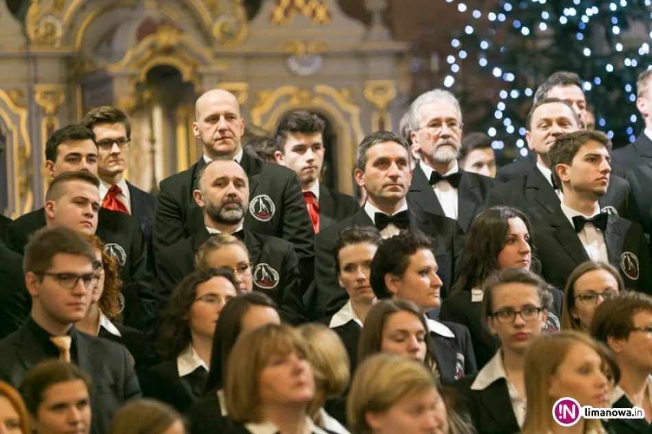 Koncert laureatów Tyskich Wieczorów Kolędowych - zdjęcie 17