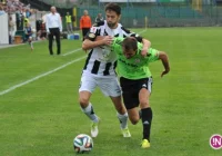 „Biało-czarni” wygrywają - zdjęcie główne