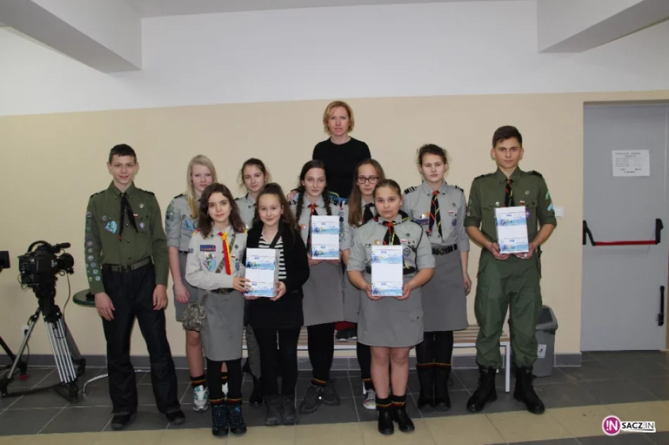 Pod patronatem DTS - Królowie dzieciom: charytatywny turniej piłki halowej w piwnicznej – Zdroju - zdjęcie 13